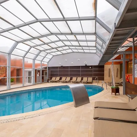 ホテル Rosamar & 4*s